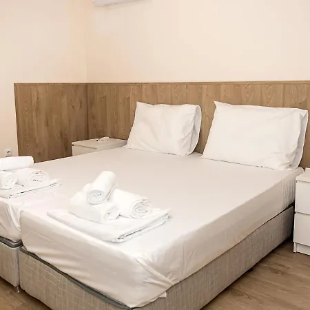 דירה Casa Novara - Relax & Enjoy In By Flat Mаnаger וארנה